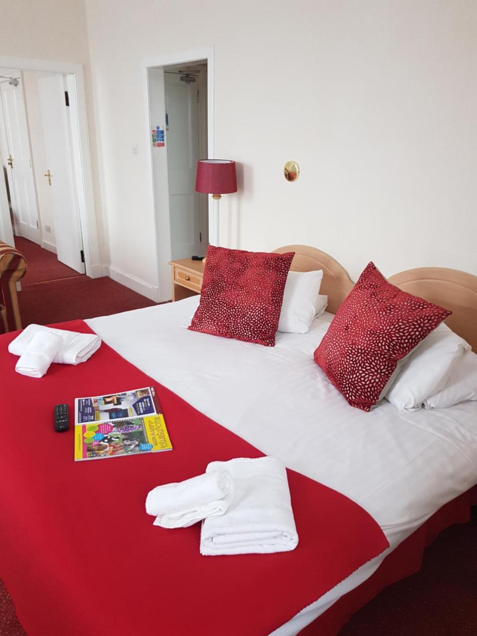 The Royal Hotel Blairgowrie and Rattray Ngoại thất bức ảnh