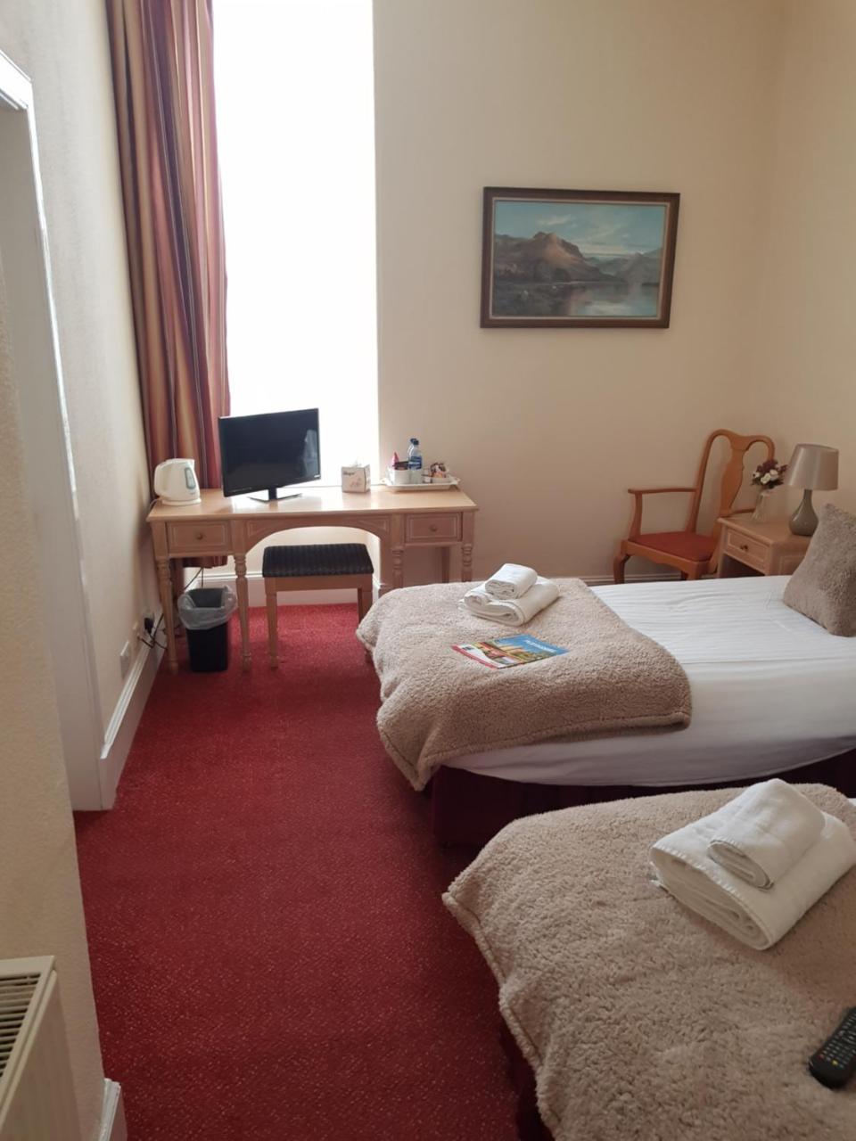 The Royal Hotel Blairgowrie and Rattray Ngoại thất bức ảnh
