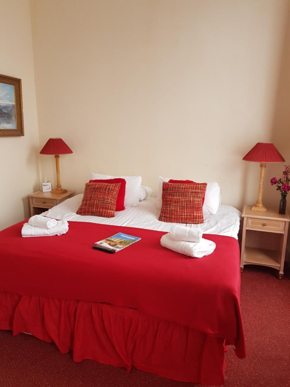 The Royal Hotel Blairgowrie and Rattray Ngoại thất bức ảnh